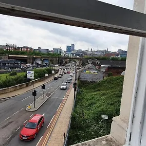 One Bedroom Studio Close To City Centre , Sheffield United Kingdom